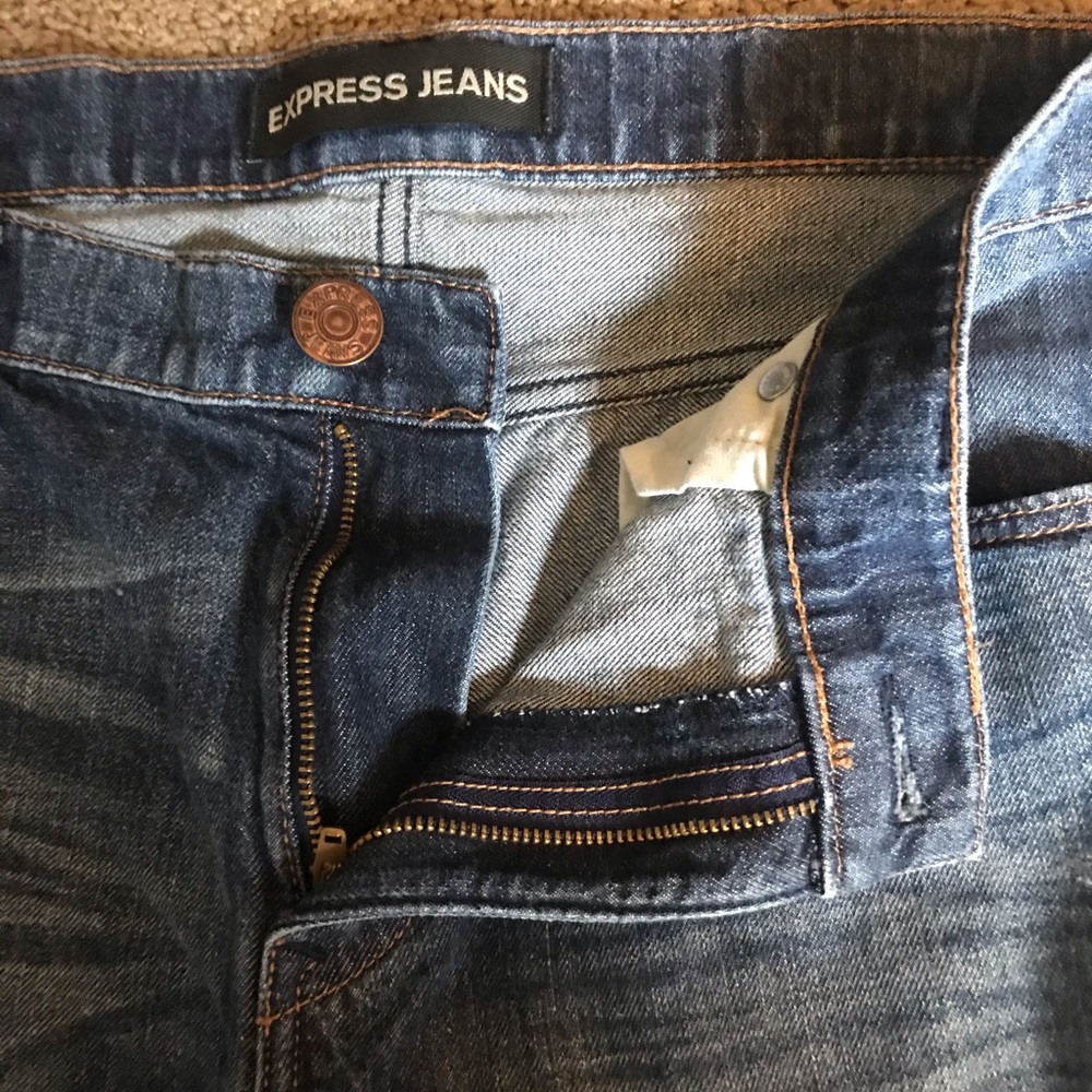 🌼Express Capris!!🌼 - Picture 4 of 8